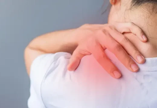 Boyundan Kola Vuran Ağrı Neden Olur